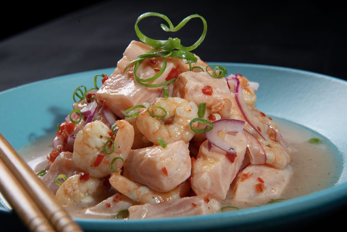 Ceviche de Salmão e Camarão